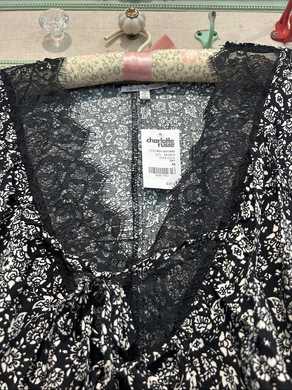 Charlotte Russe Black White Bohemian Floral Lace-Trim bell sleeve Mini Dress Md - Picture 3 of 8